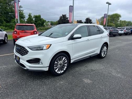 2021 Ford Edge Titanium