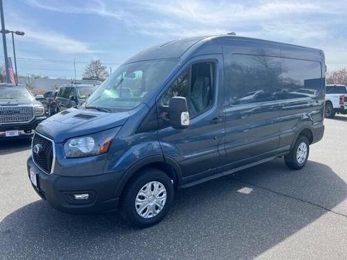 2025 Ford Transit-250 148 WB Medium Roof Cargo