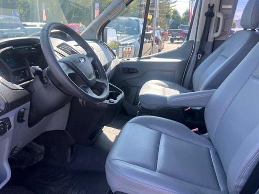 2017 Ford Transit-350 XL
