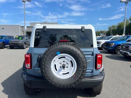 2025 Ford Bronco Heritage Edition