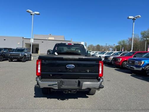 2025 Ford F-350 XLT