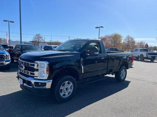 2025 Ford F-350 XLT