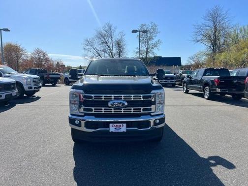 2025 Ford F-350 XLT