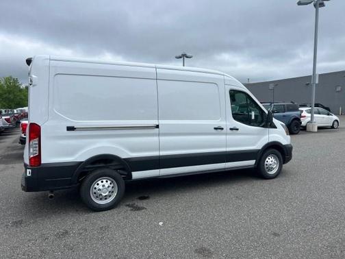 2025 Ford Transit-250 148 WB Medium Roof Cargo
