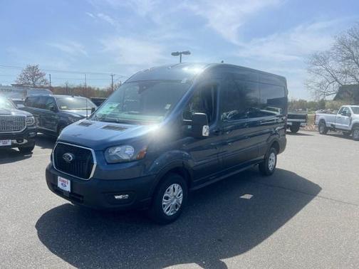 2025 Ford Transit-250 148 WB Medium Roof Cargo