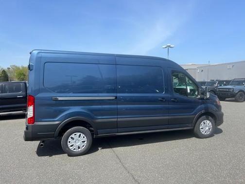 2025 Ford Transit-250 148 WB Medium Roof Cargo