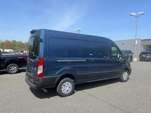 2025 Ford Transit-250 148 WB Medium Roof Cargo