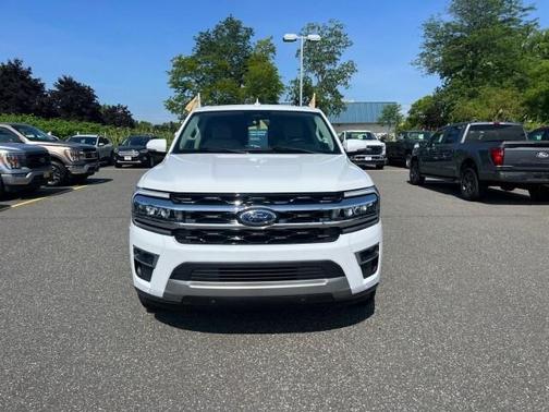 Oxford White 2024 Ford Expedition Limited