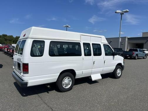 2008 Ford E250 Recreational