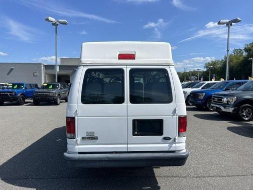 2008 Ford E250 