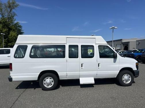 2008 Ford E250 