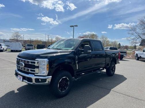 2025 Ford F-350 XLT