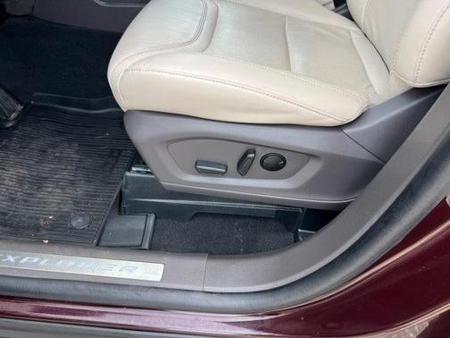 Jewel Red Metallic 2023 Ford Explorer Platinum
