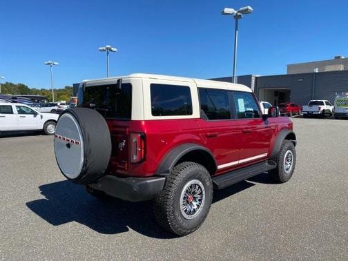 Ruby Red Metallic Tinted Clearcoat 2026 Ford Bronco Outer Banks