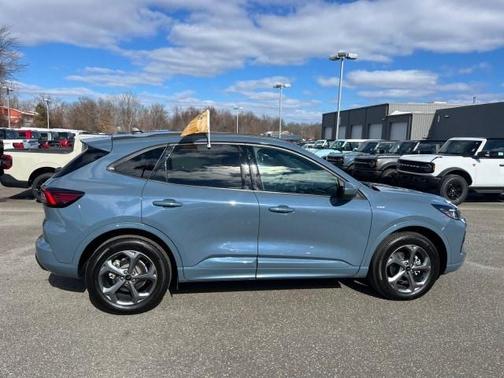 2024 Ford Escape ST-Line Select
