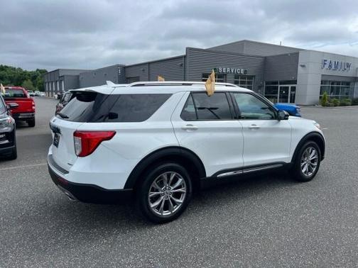 2022 Ford Explorer Limited