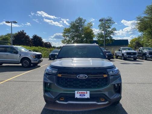 Carbonized Gray Metallic 2026 Ford Explorer Tremor