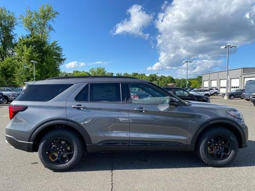 Carbonized Gray Metallic 2026 Ford Explorer Tremor