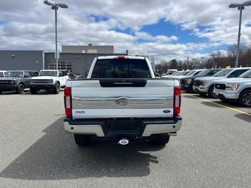 Star White 2022 Ford F-350 King Ranch
