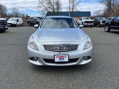 Liquid Platinum 2015 INFINITI Q40 Base