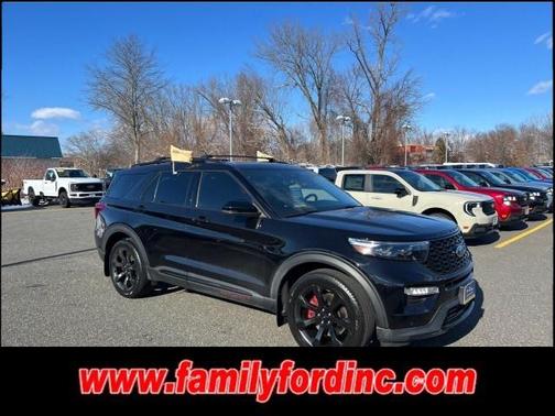 2022 Ford Explorer ST