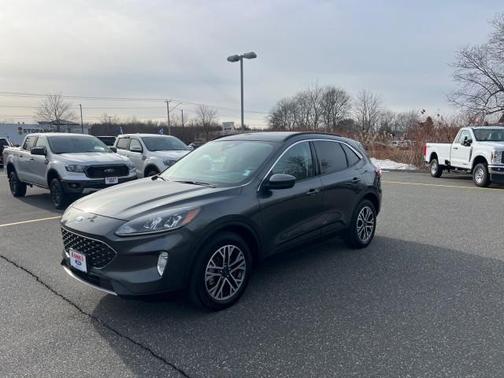 2020 Ford Escape SEL