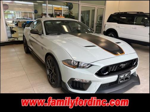 2022 Ford Mustang Mach 1