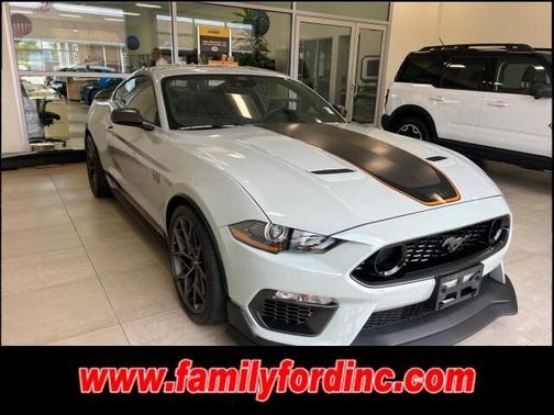 2022 Ford Mustang Mach 1