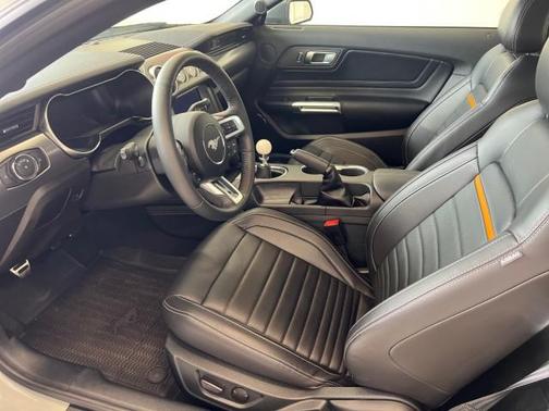 2022 Ford Mustang Mach 1
