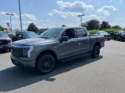 2025 Ford F-150 Lightning XLT