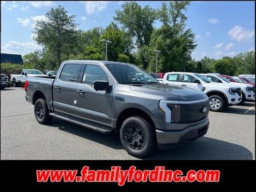 2025 Ford F-150 Lightning XLT