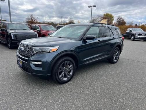 2023 Ford Explorer XLT