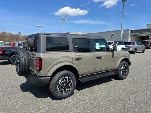 Gray 2026 Ford Bronco Outer Banks