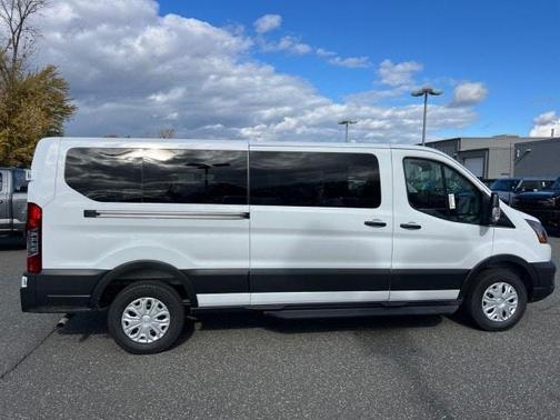 2025 Ford Transit-350 XL