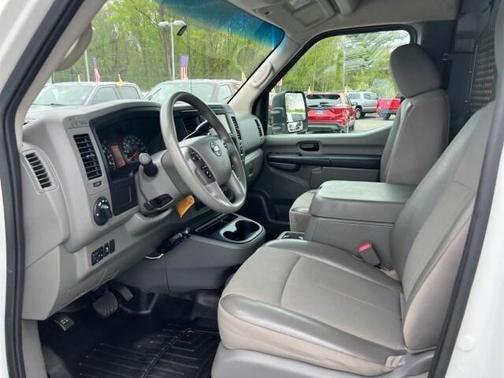 2019 Nissan NV Cargo NV2500 HD SV V6/SV V8