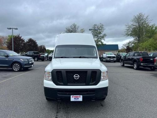 2019 Nissan NV Cargo NV2500 HD SV V6/SV V8