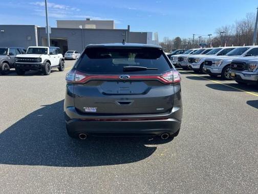 2015 Ford Edge SE