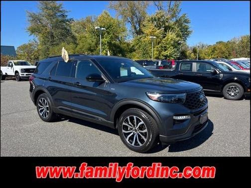 2022 Ford Explorer ST-Line