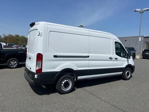 2025 Ford Transit-250 148 WB Medium Roof Cargo
