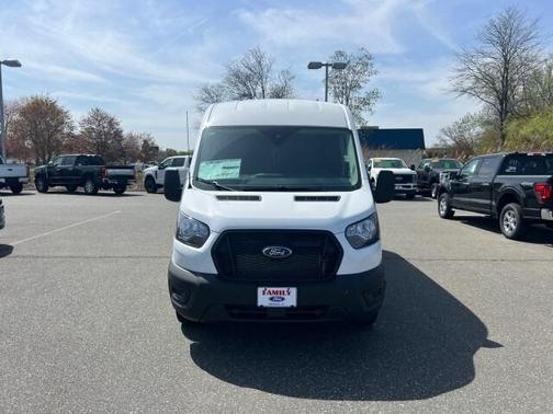 2025 Ford Transit-250 148 WB Medium Roof Cargo