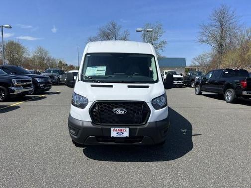 2026 Ford Transit-250 148 WB Medium Roof Cargo