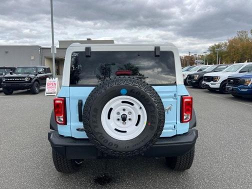 2025 Ford Bronco Heritage Edition