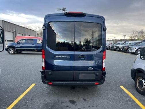 2018 Ford Transit-250 148 WB Medium Roof Cargo