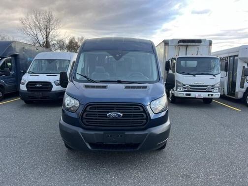 2018 Ford Transit-250 148 WB Medium Roof Cargo