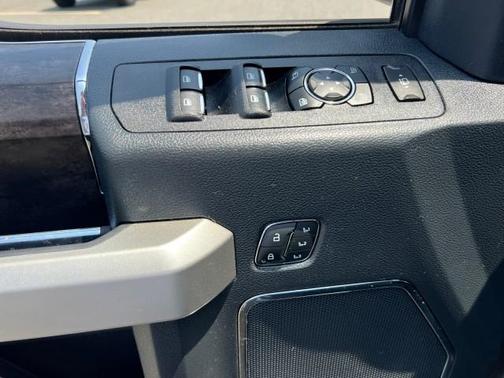 2022 Ford F-350 Lariat Super Duty