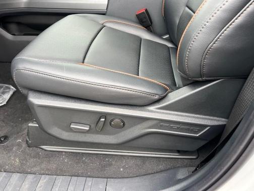 2025 Ford F-350 Lariat Super Duty