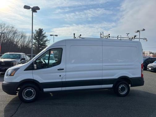 2018 Ford Transit-250 148 WB Medium Roof Cargo