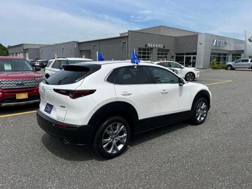 Snowflake White Pearl 2022 Mazda CX-30 2.5 S Select Package