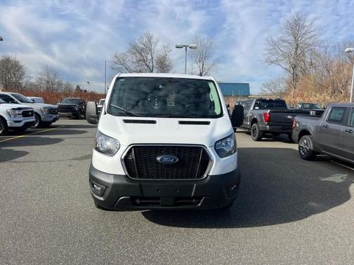 2024 Ford Transit-250 