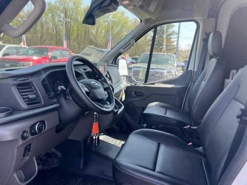 2025 Ford Transit-250 148 WB Medium Roof Cargo